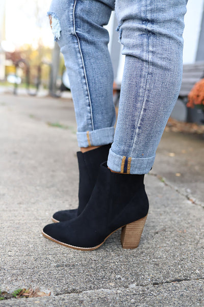 Jeans Brown Heel Boots Outfit How To Wear Knee-high Boots With