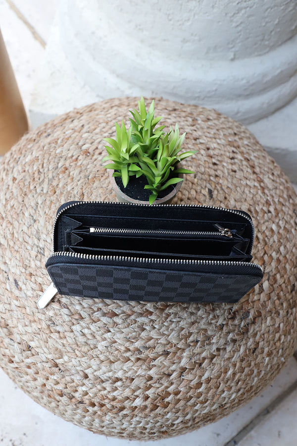 The Luxe Zippy Wallet - Black