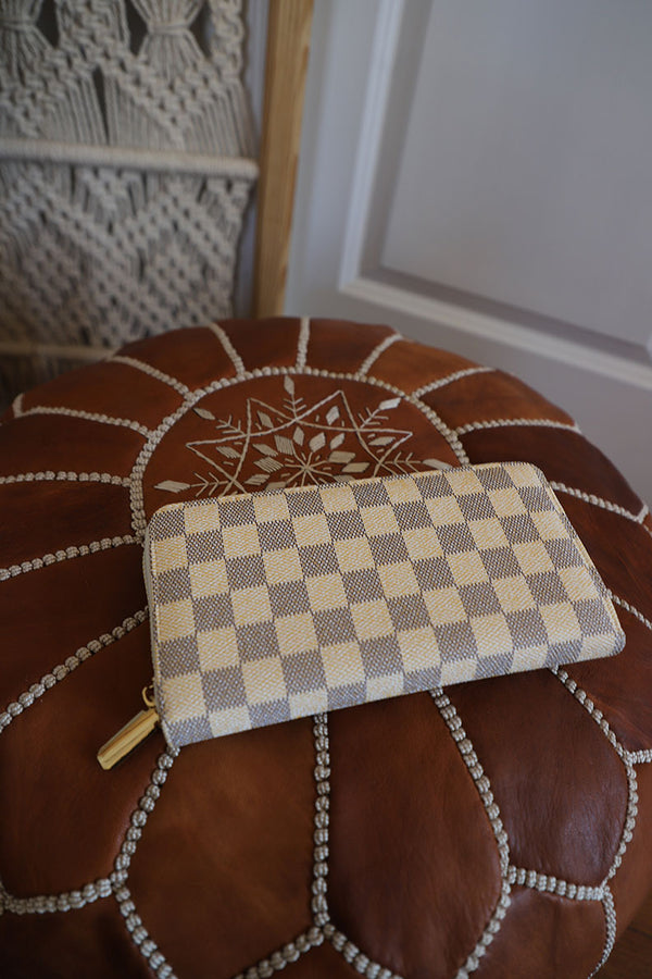 The Luxe Zippy Wallet - Cream
