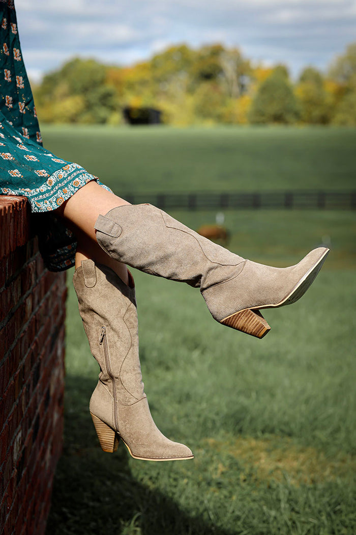 新着☆レトロモダン【Free People】 Nashville Nights Boots Free People Nashville Nights Cowboy Boot Tan Suede Pewter